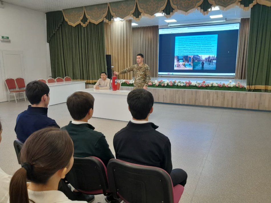 Мәлік Ғабдуллин атындағы Азаматтық қорғау академиясы